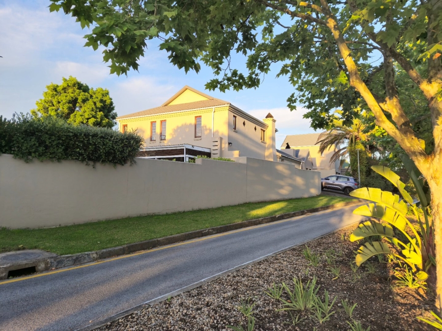 4 Bedroom Property for Sale in King George Park Western Cape